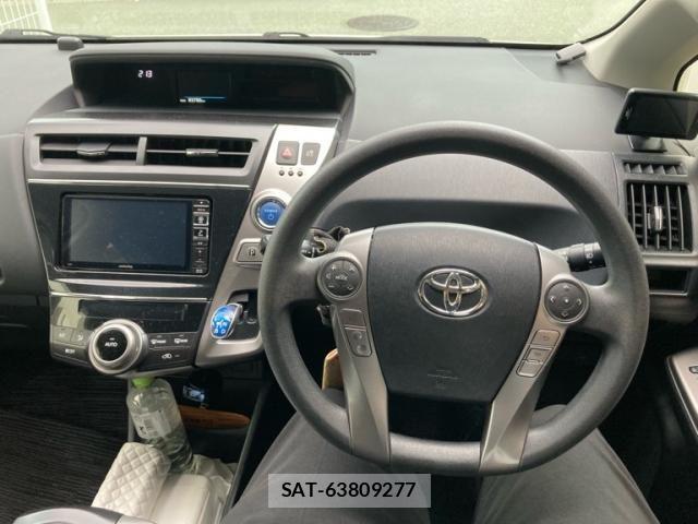 Toyota PRIUS ALPHA 2017-03 8334500-20
