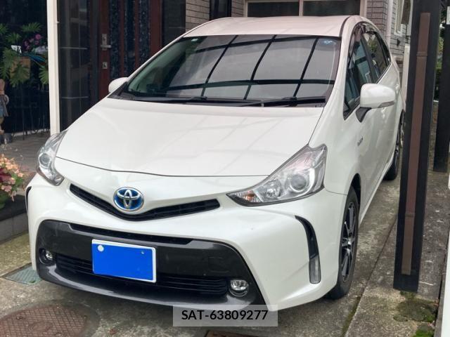 Toyota PRIUS ALPHA 2017-03 8334500-2