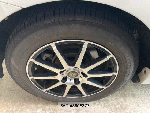 Toyota PRIUS ALPHA 2017-03 8334500-6