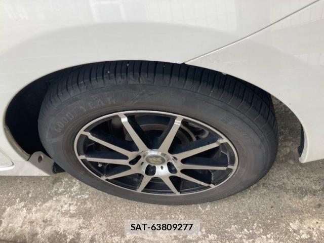 Toyota PRIUS ALPHA 2017-03 8334500-7