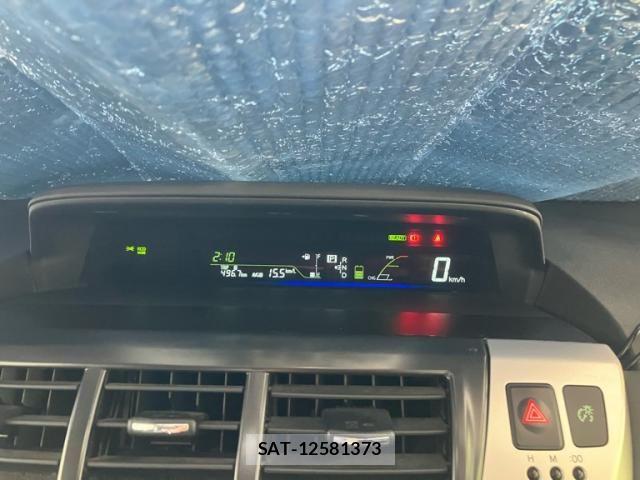 Toyota PRIUS ALPHA 2012-06 8337514-11