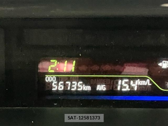 Toyota PRIUS ALPHA 2012-06 8337514-12