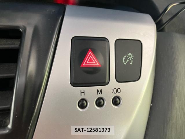Toyota PRIUS ALPHA 2012-06 8337514-15