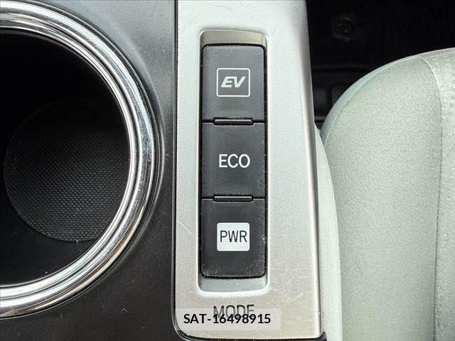 Toyota PRIUS ALPHA 2012-10 8355413-23