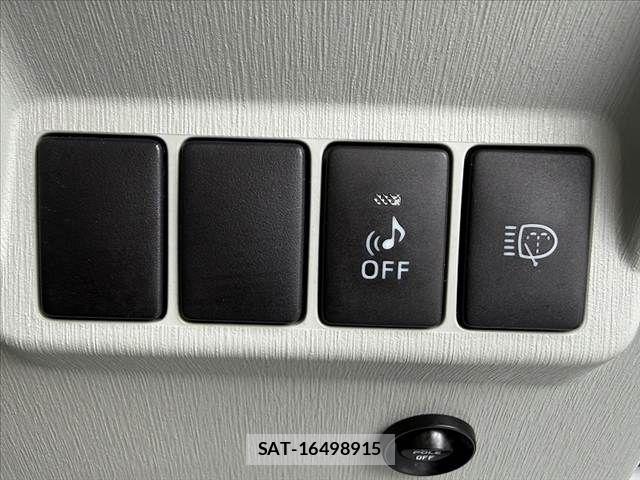 Toyota PRIUS ALPHA 2012-10 8355413-25