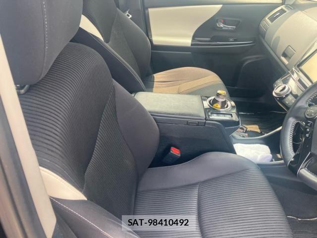 Toyota PRIUS ALPHA 2019-07 8355408-9