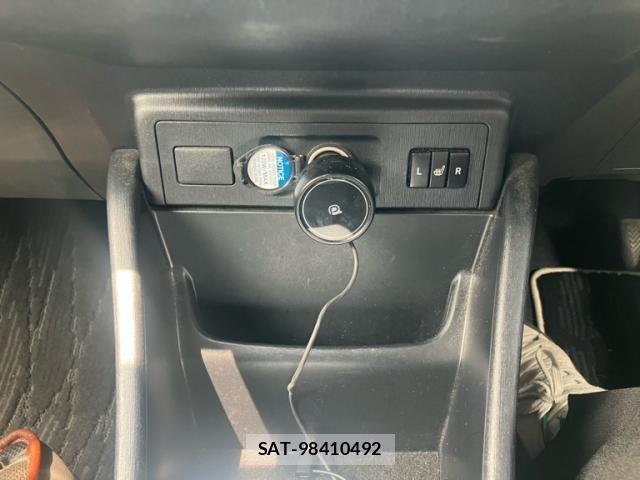 Toyota PRIUS ALPHA 2019-07 8355408-15