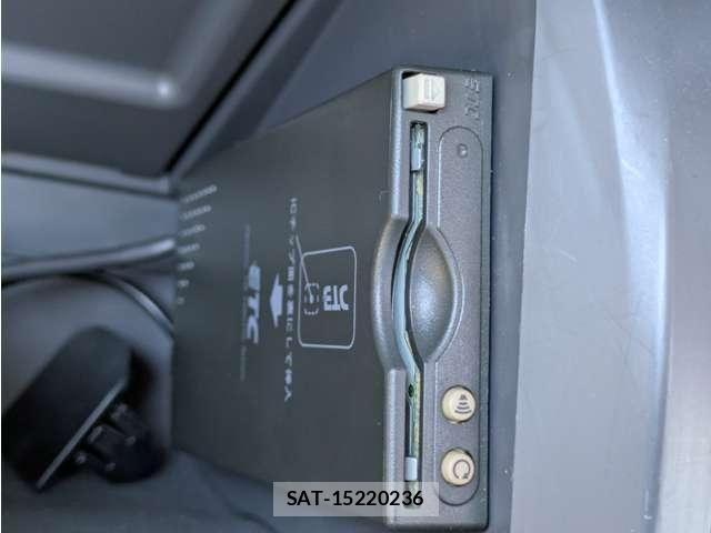 Toyota PRIUS ALPHA 2014-01 8355412-16