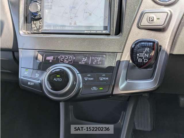 Toyota PRIUS ALPHA 2014-01 8355412-19
