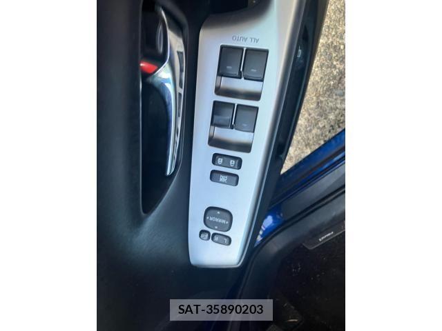 Toyota PRIUS ALPHA 2015-01 8355410-11