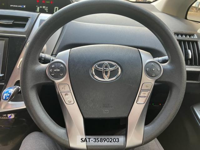 Toyota PRIUS ALPHA 2015-01 8355410-18