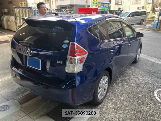 Toyota PRIUS ALPHA 2015-01 8355410-3