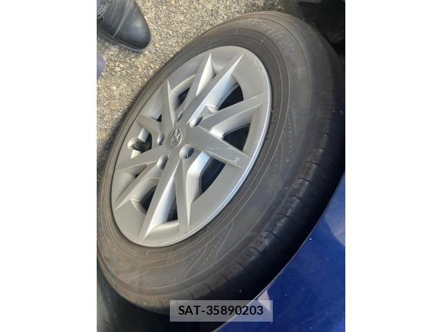Toyota PRIUS ALPHA 2015-01 8355410-6