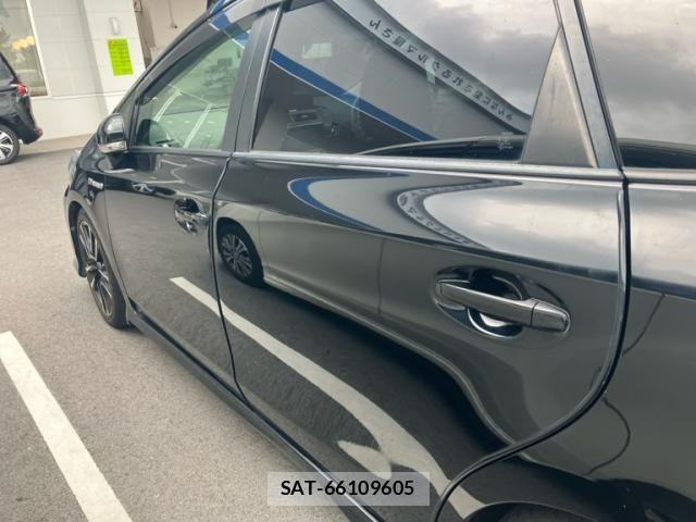 Toyota PRIUS ALPHA 2015-03 8355415-11