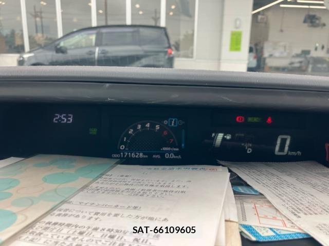 Toyota PRIUS ALPHA 2015-03 8355415-23