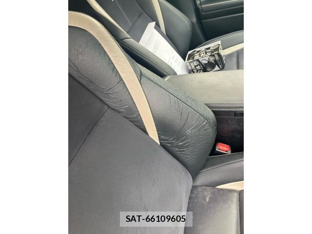 Toyota PRIUS ALPHA 2015-03 8355415-27