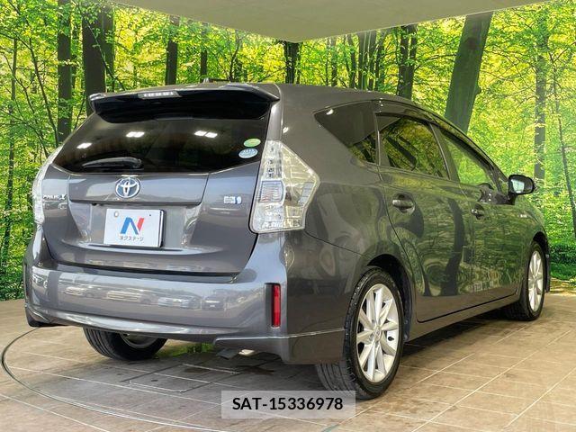 Toyota PRIUS ALPHA 2013-09 8355409-17