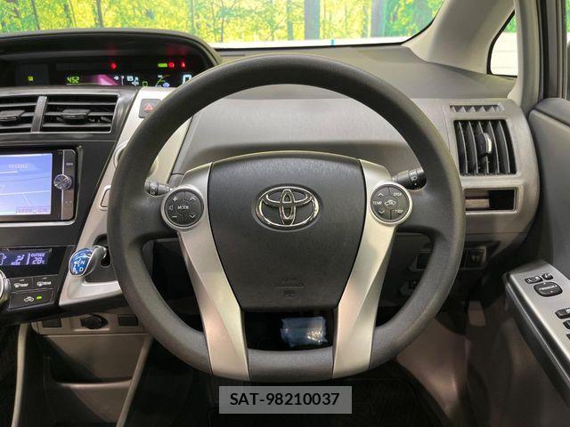 Toyota PRIUS ALPHA 2012-09 8355411-10