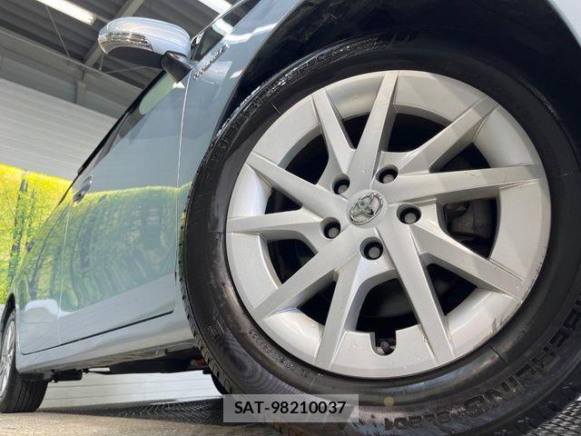 Toyota PRIUS ALPHA 2012-09 8355411-12