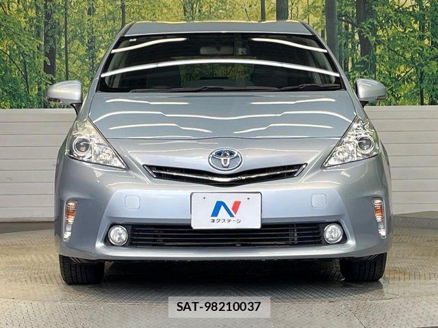 Toyota PRIUS ALPHA 2012-09 8355411-13