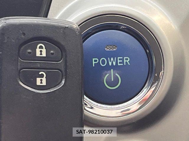 Toyota PRIUS ALPHA 2012-09 8355411-4