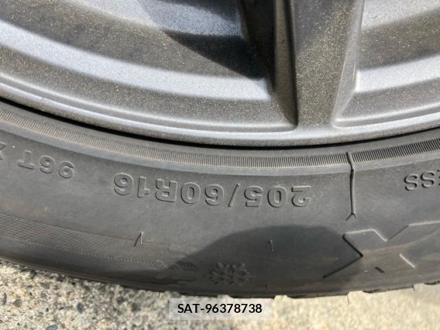 Toyota PRIUS ALPHA 2012-04 8355416-11