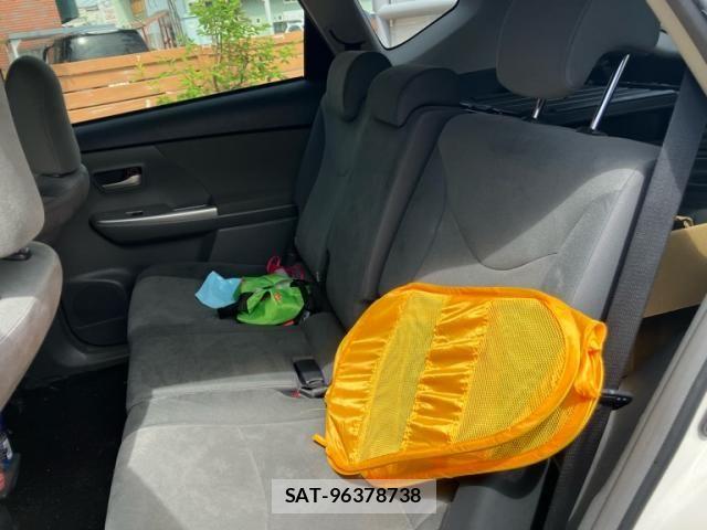 Toyota PRIUS ALPHA 2012-04 8355416-14