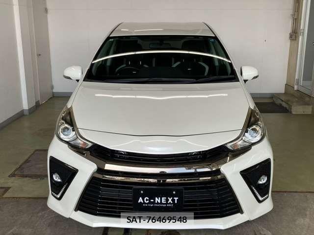 Toyota PRIUS ALPHA 2017-01 8355406-16
