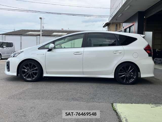 Toyota PRIUS ALPHA 2017-01 8355406-17