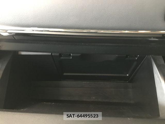 Toyota PRIUS ALPHA 2015-05 8355407-12