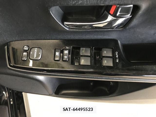 Toyota PRIUS ALPHA 2015-05 8355407-16
