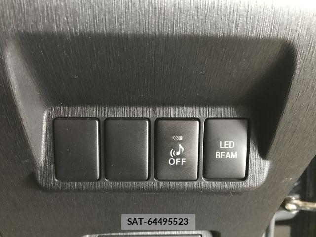Toyota PRIUS ALPHA 2015-05 8355407-18