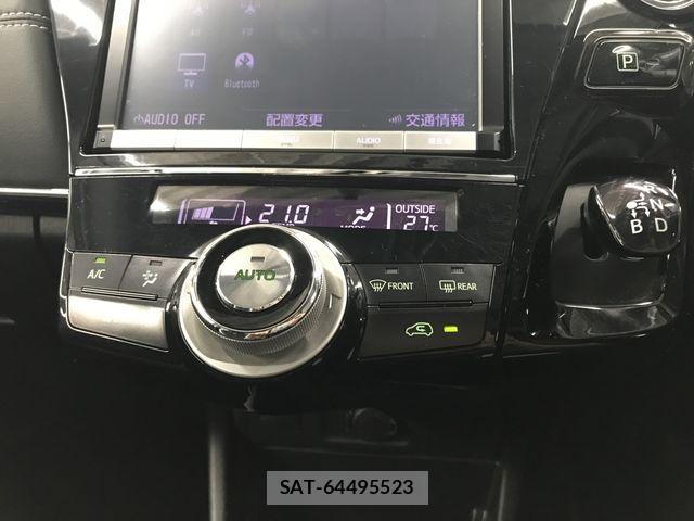 Toyota PRIUS ALPHA 2015-05 8355407-25