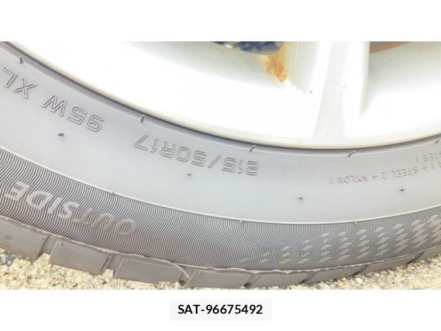 Toyota PRIUS ALPHA 2012-12 8368236-21