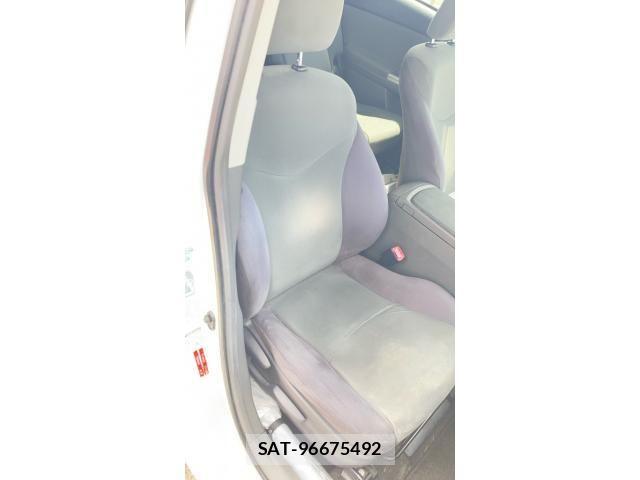 Toyota PRIUS ALPHA 2012-12 8368236-22