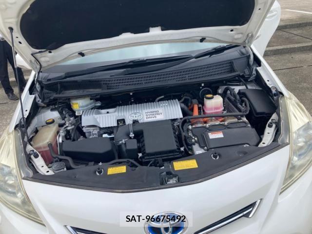 Toyota PRIUS ALPHA 2012-12 8368236-6