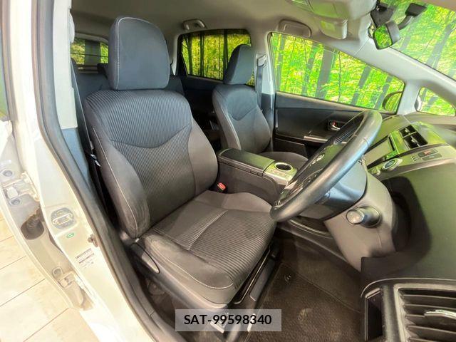 Toyota PRIUS ALPHA 2015-02 8368224-7