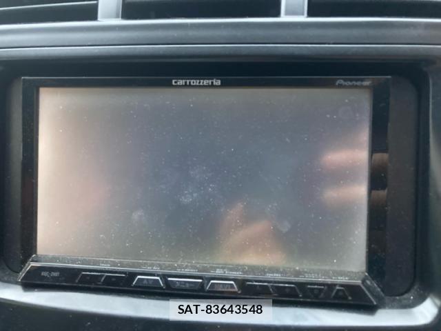 Toyota PRIUS ALPHA 2012-04 8368241-16