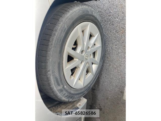 Toyota PRIUS ALPHA 2012-11 8368239-5