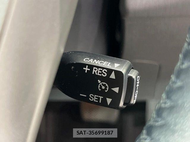 Toyota PRIUS ALPHA 2011-07 8368230-5
