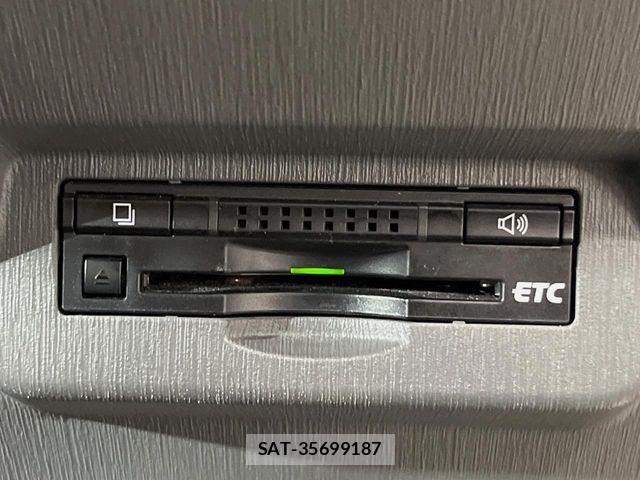 Toyota PRIUS ALPHA 2011-07 8368230-6