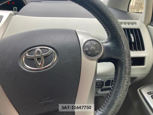 Toyota PRIUS ALPHA 2011-08 8368235-16