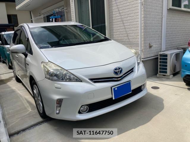Toyota PRIUS ALPHA 2011-08 8368235-2