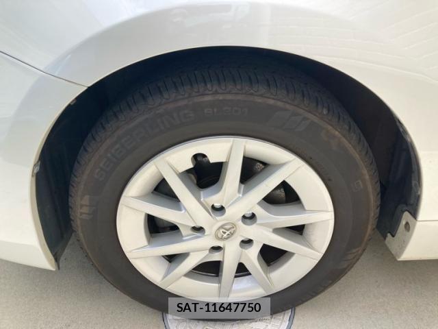 Toyota PRIUS ALPHA 2011-08 8368235-7