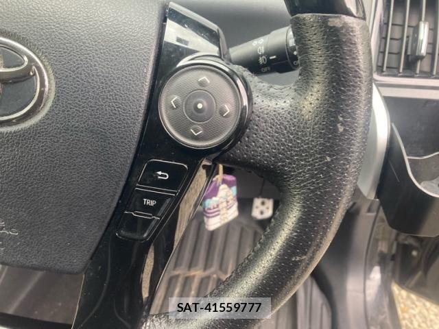 Toyota PRIUS ALPHA 2015-03 8368226-14