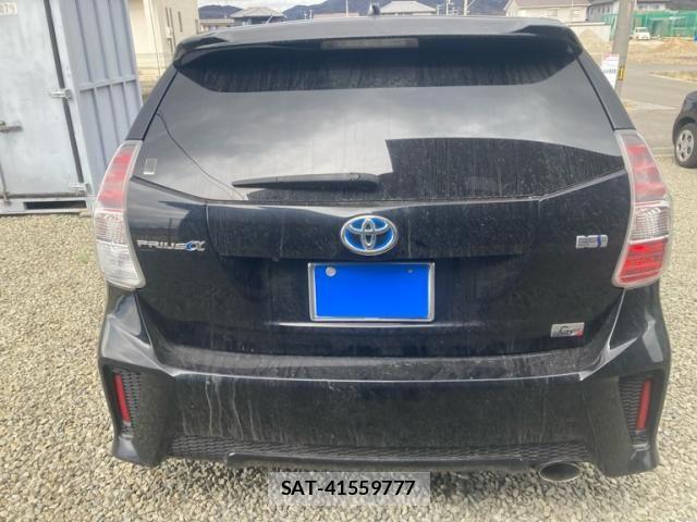 Toyota PRIUS ALPHA 2015-03 8368226-4