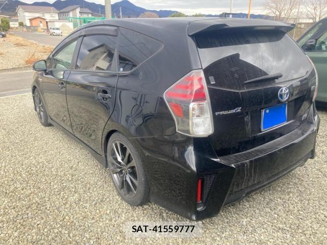 Toyota PRIUS ALPHA 2015-03 8368226-5
