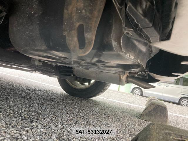 Toyota PRIUS ALPHA 2012-02 8368234-9