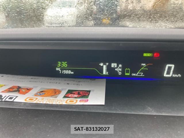 Toyota PRIUS ALPHA 2012-02 8368234-18