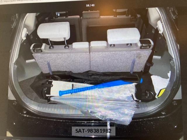 Toyota PRIUS ALPHA 2013-12 8368233-15